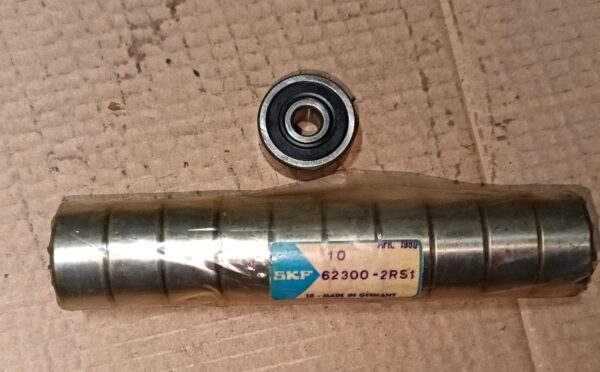 Cuscinetto SKF 62300 2RS1