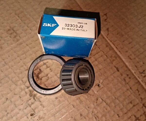 Cuscinetto SKF 32303 J2