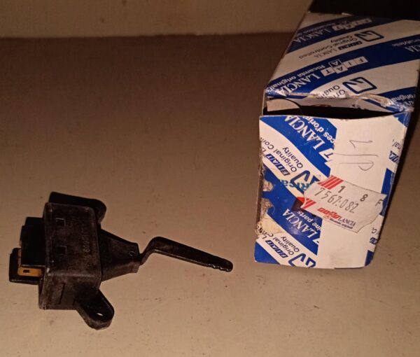 Interruttore ventola riscaldamento FIAT 7567082 per FIAT Regata