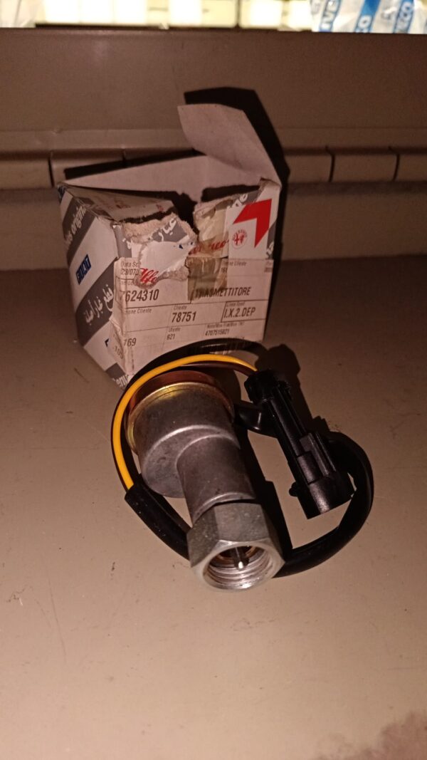 Sensore contachilometri FIAT 7624310 per ALFA ROMEO 164